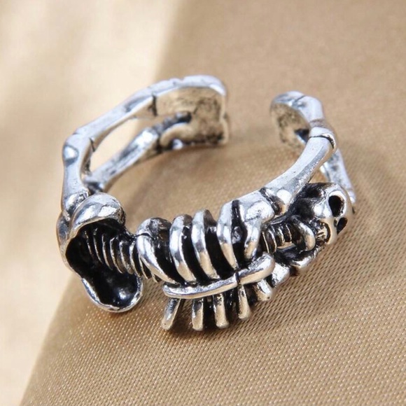 Skeleton Backbend- Undead Gymnast Acrobat Corpse Mummy Anatomy Bones Gothic Ring - Picture 10 of 15